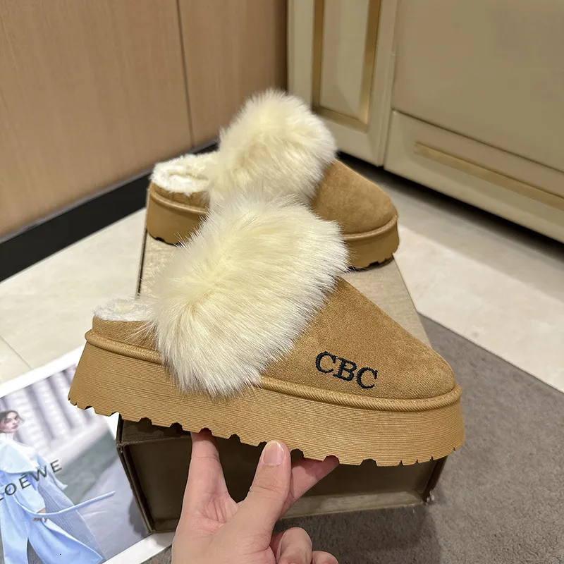 2024 Nuevos zapatos de plataforma de peluche de pelaje de piel de invierno zapatillas para mujeres, pantalones de algodón de alg
