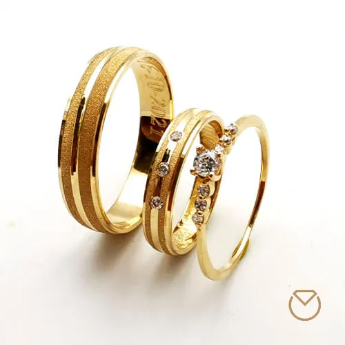 Argollas y anillo en oro 18k /REF. 064SO