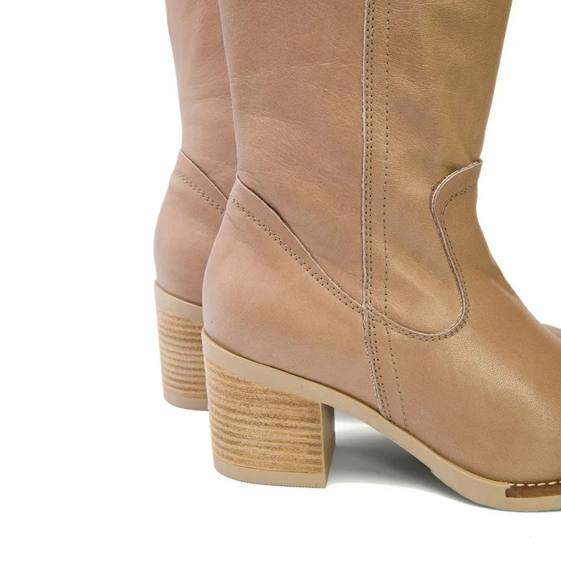 BOTAS DE TACÓN TAUPE CON CREMALLERA NINA
