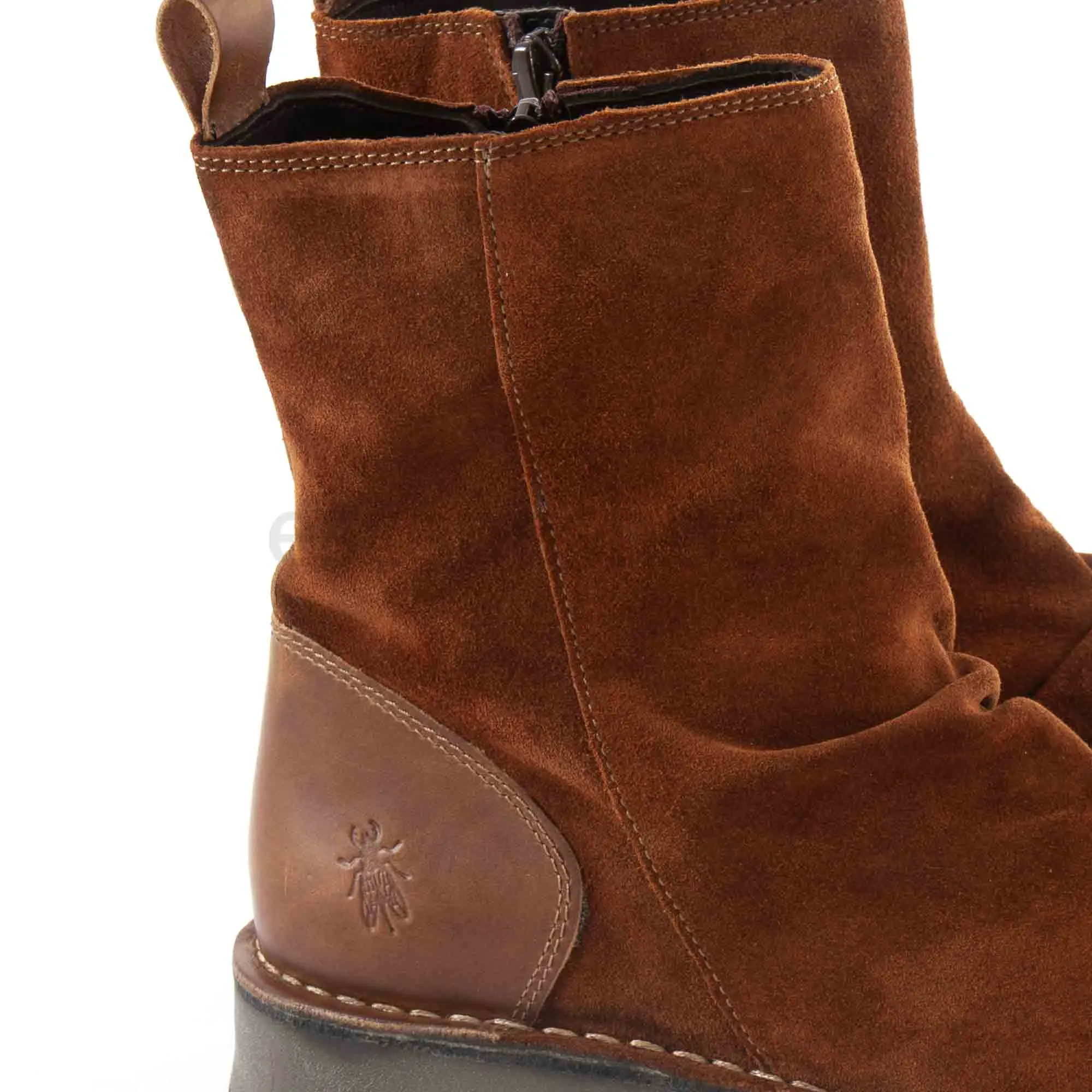 Botas FLY LONDON Reno053 Oil Suede Rug Camel P211053012