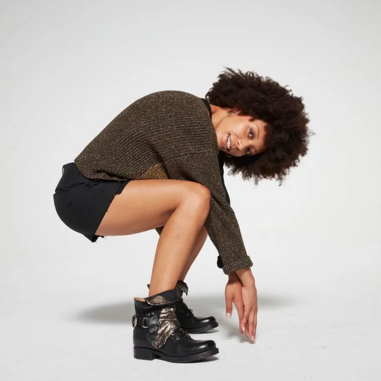 BOTAS SHARI