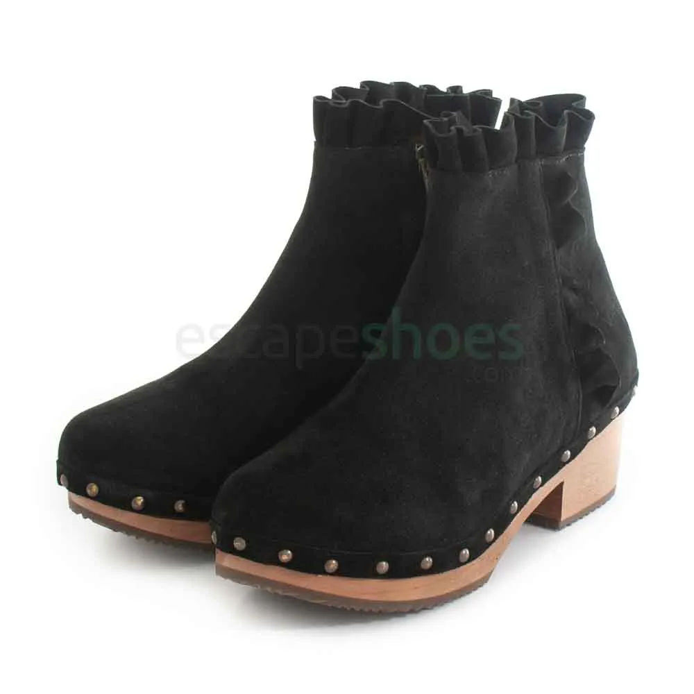 Botas XUZ Pretas com Folho e Tacao de Madeira 26209P