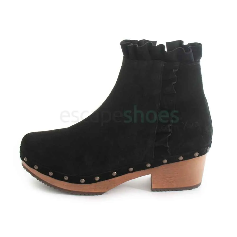 Botas XUZ Pretas com Folho e Tacao de Madeira 26209P