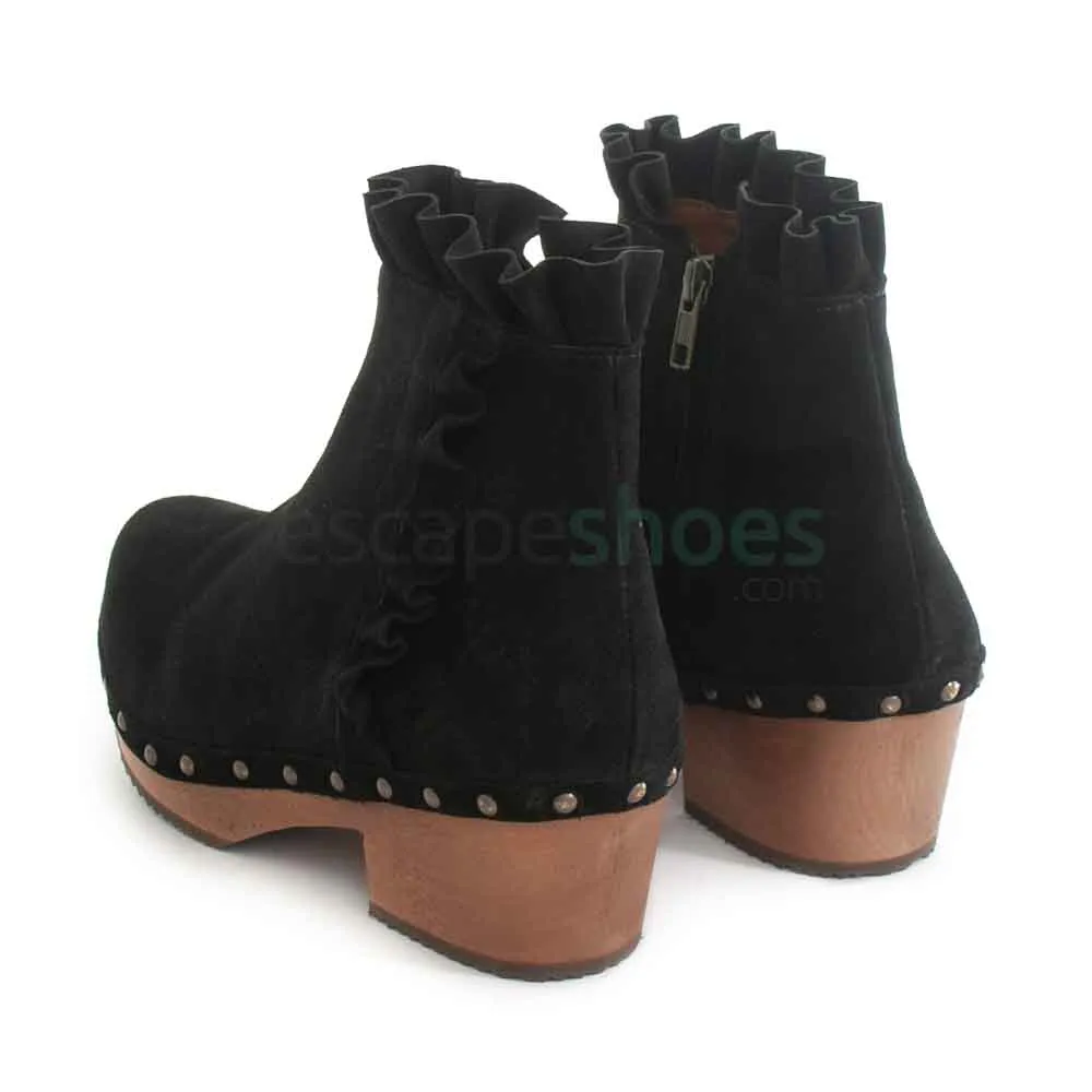 Botas XUZ Pretas com Folho e Tacao de Madeira 26209P