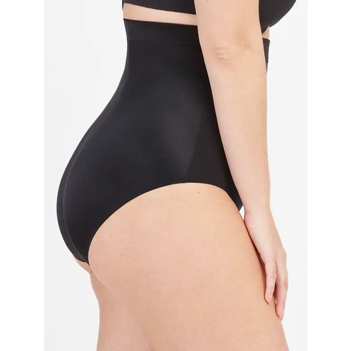 Braga faja alta Spanx Suit Your Fancy 10237R