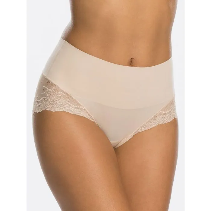 Braga faja Spanx Undietectable Lace Hipster SP0515