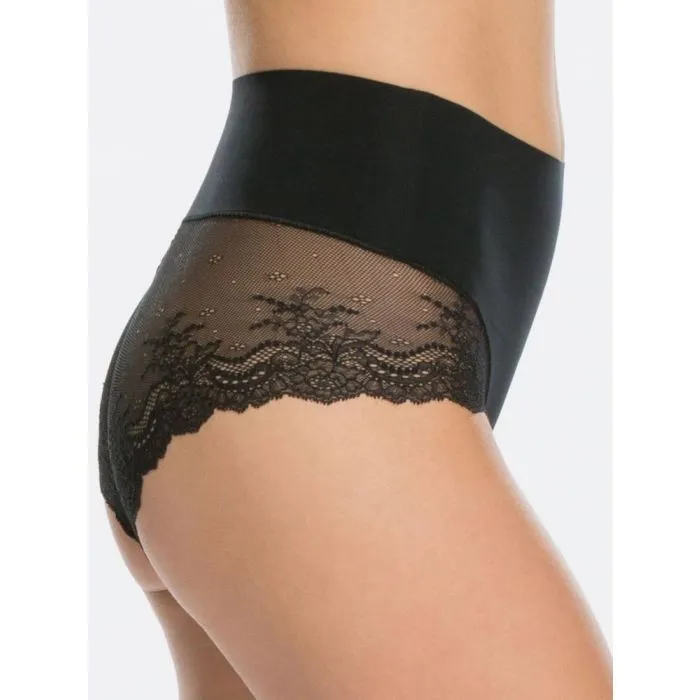 Braga faja Spanx Undietectable Lace Hipster SP0515