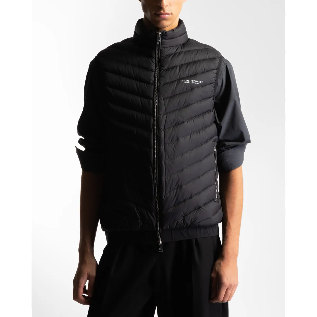 Chaleco acolchado Armani Exchange 8NZQ52 Negro