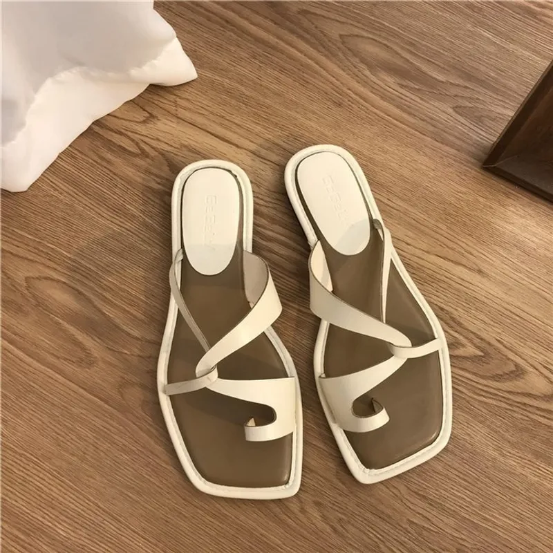 Chanclas de punta de estilo romano para ropa exterior para mujeres 2024 SUMMERO NUEVO FISTA Sandalias de vacaciones de playa inf