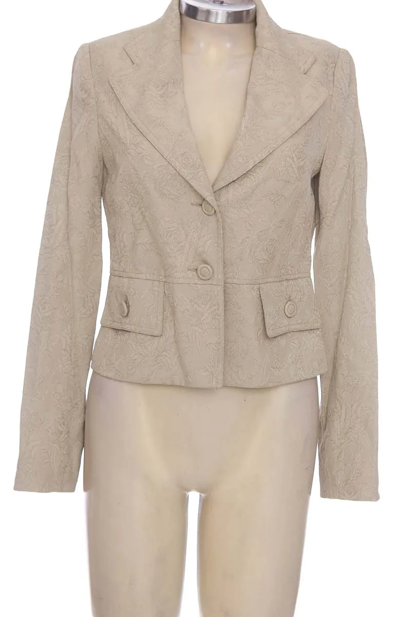 CHAQUETA / ABRIGO COLOR BEIGE  CLOSEANDO