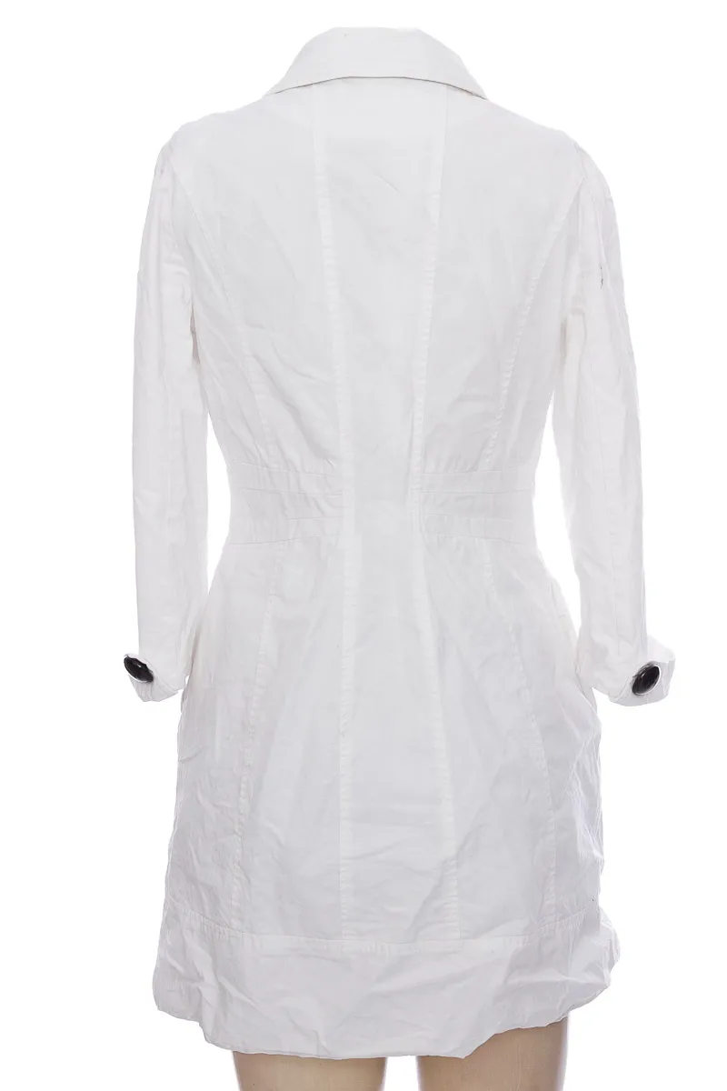CHAQUETA / ABRIGO COLOR BLANCO  IENIN