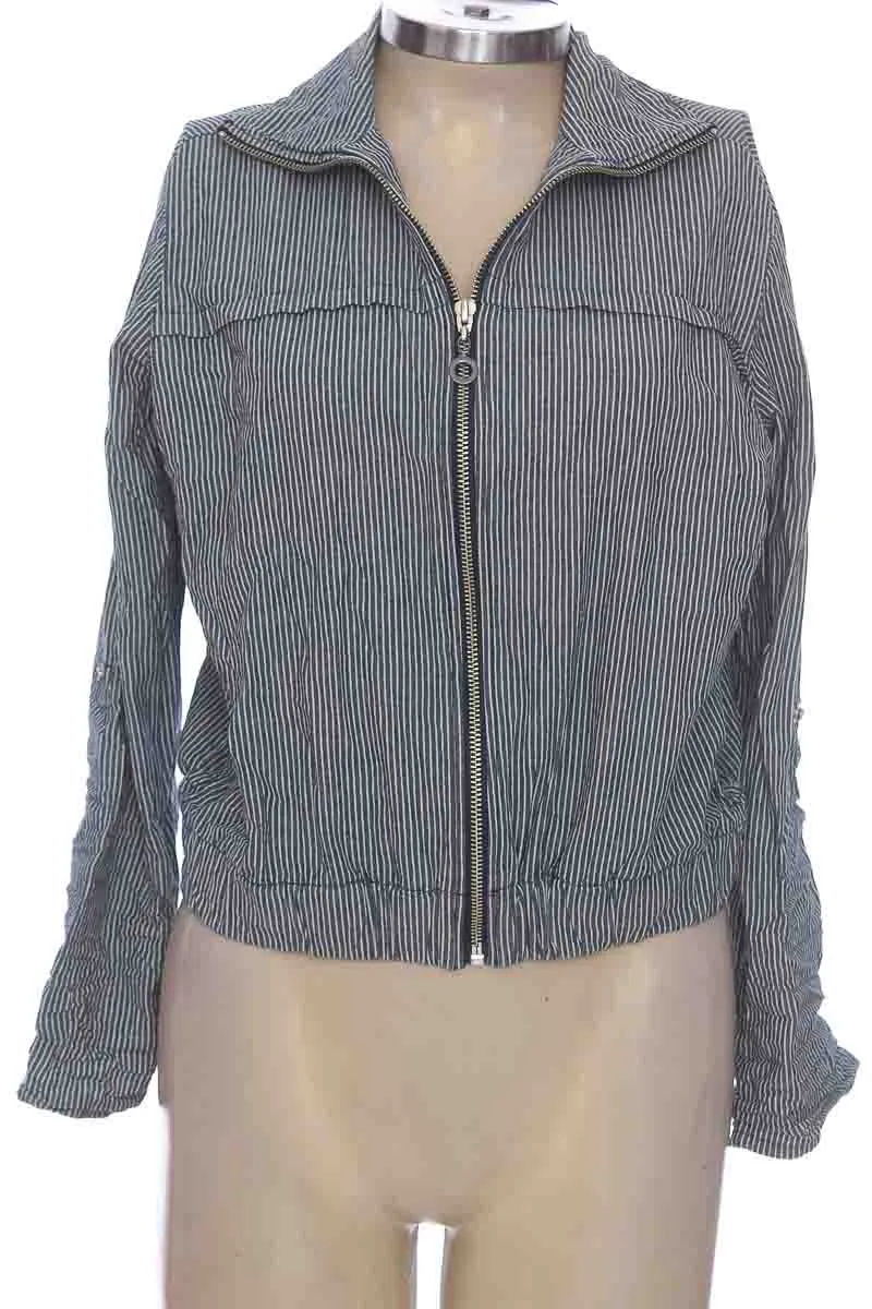 CHAQUETA / ABRIGO COLOR GRIS  STOP