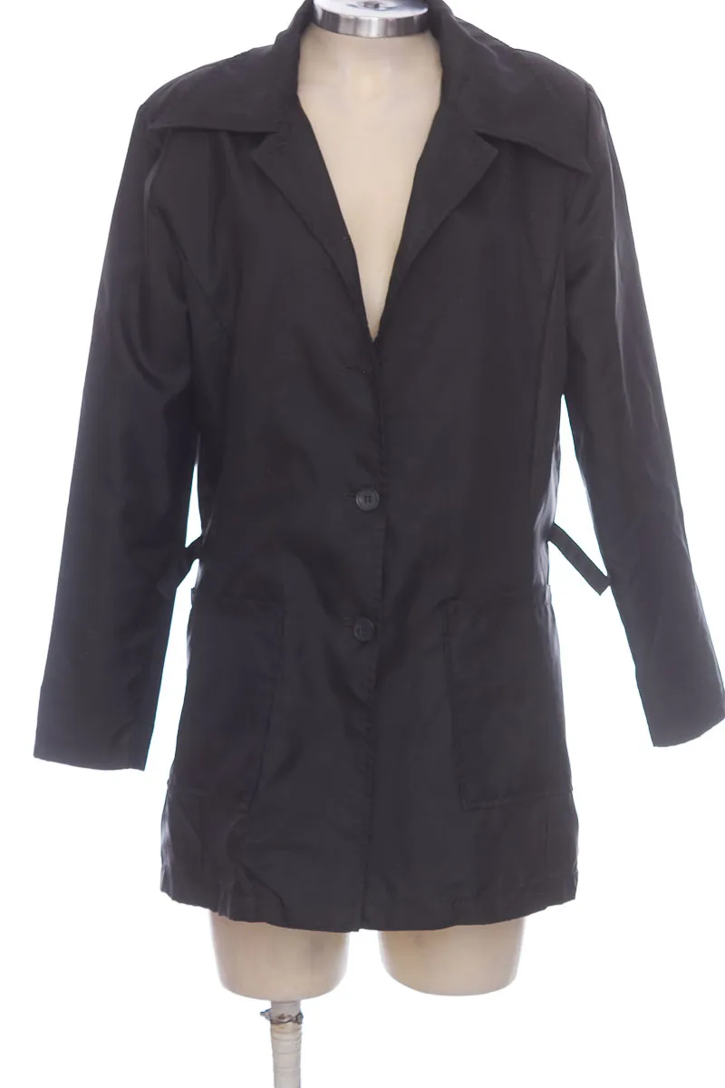 CHAQUETA / ABRIGO COLOR NEGRO  BOSI