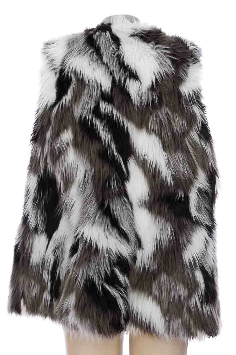 CHAQUETA / ABRIGO COLOR NEGRO  SHEIN