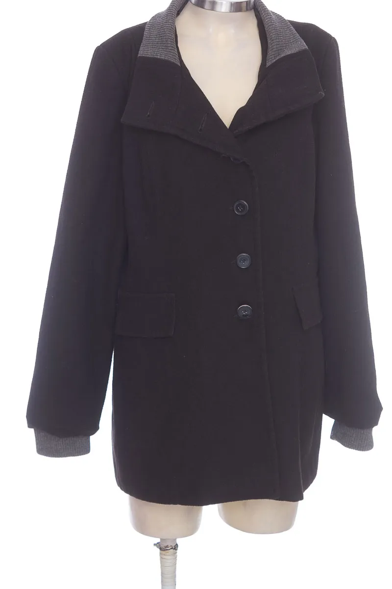 CHAQUETA / ABRIGO COLOR NEGRO  ZUT 