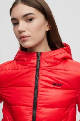 Chaqueta acolchada repelente al agua con logo en contraste