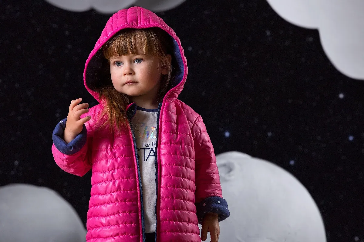 Chaqueta larga de niña rosa colección Universe