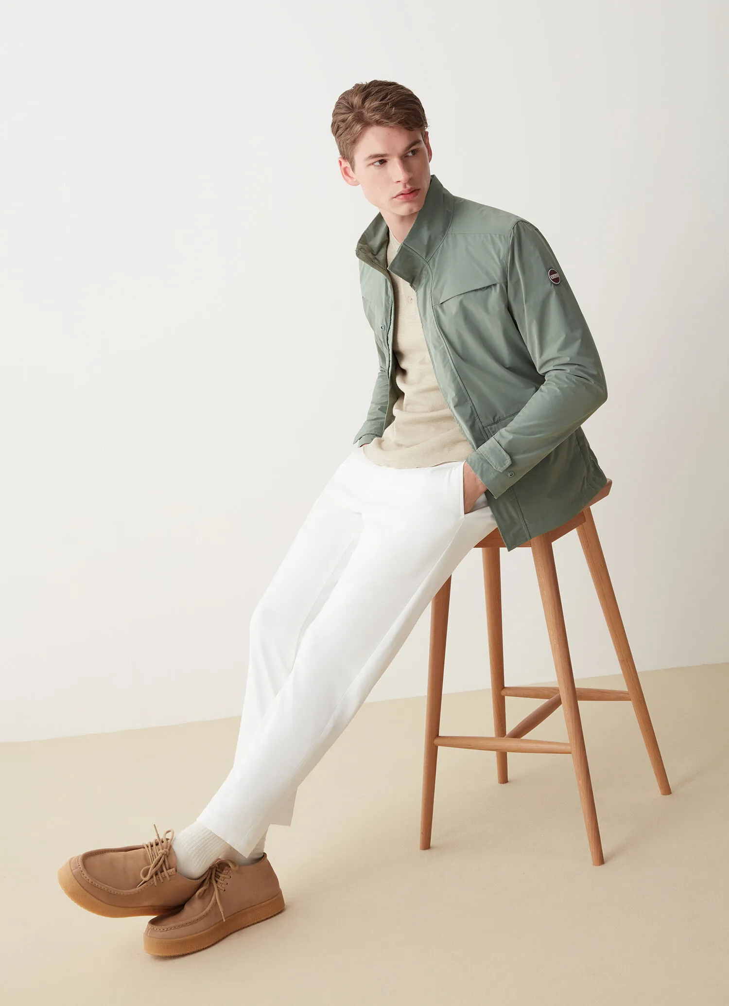 Chaqueta militar de tejido elástico