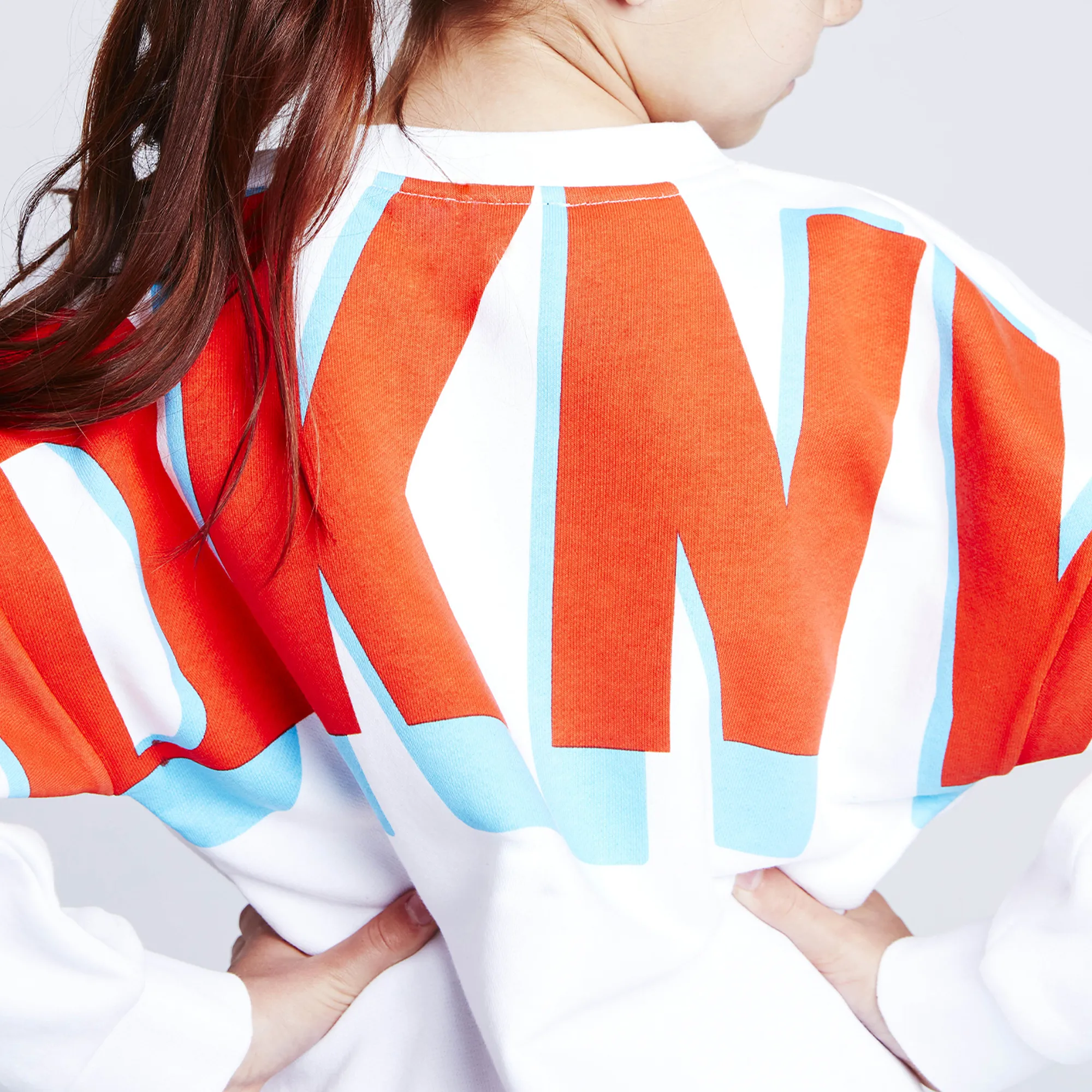 DKNY Suéter de muletón