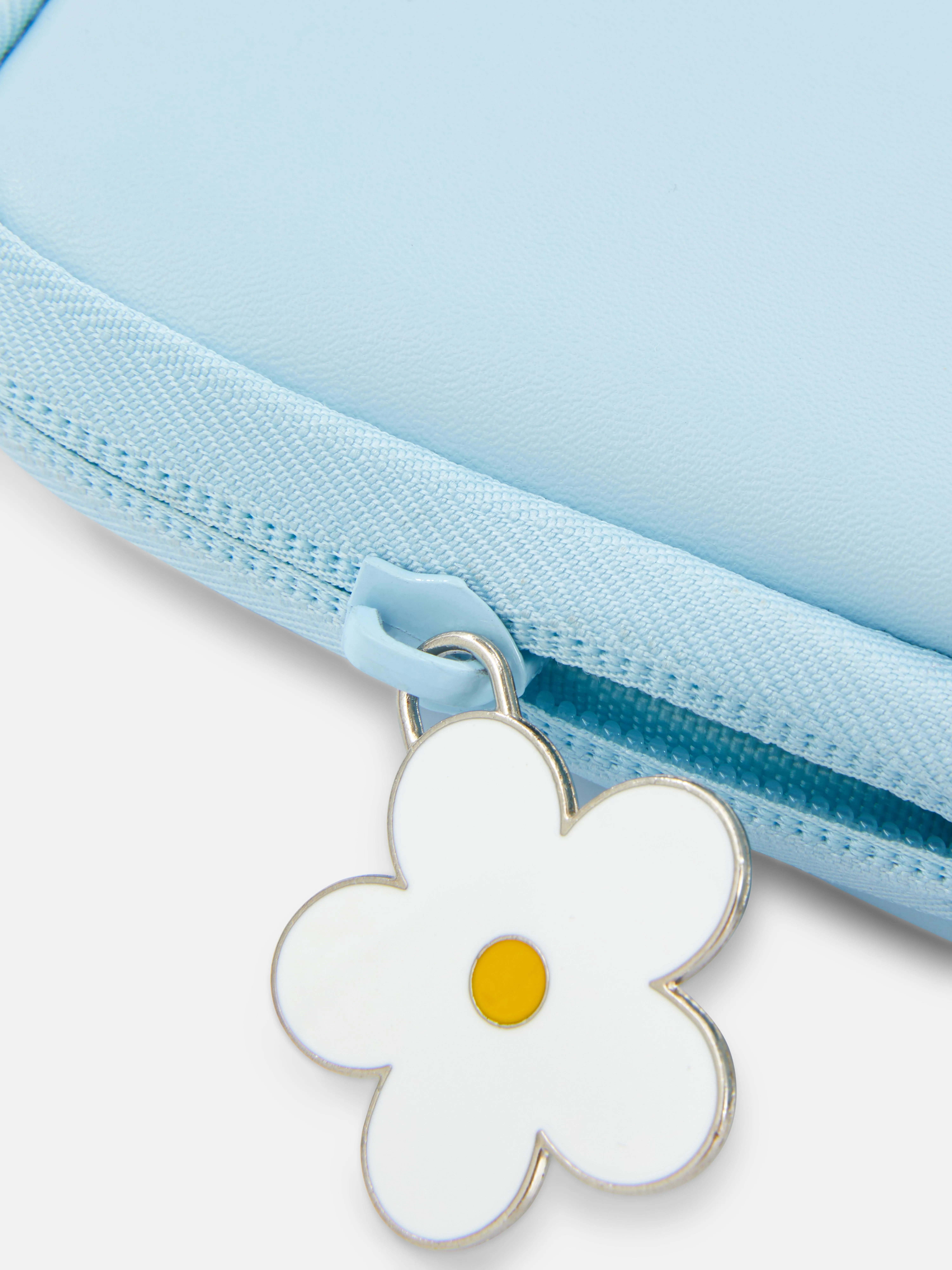 Funda para portátil con margarita bordada