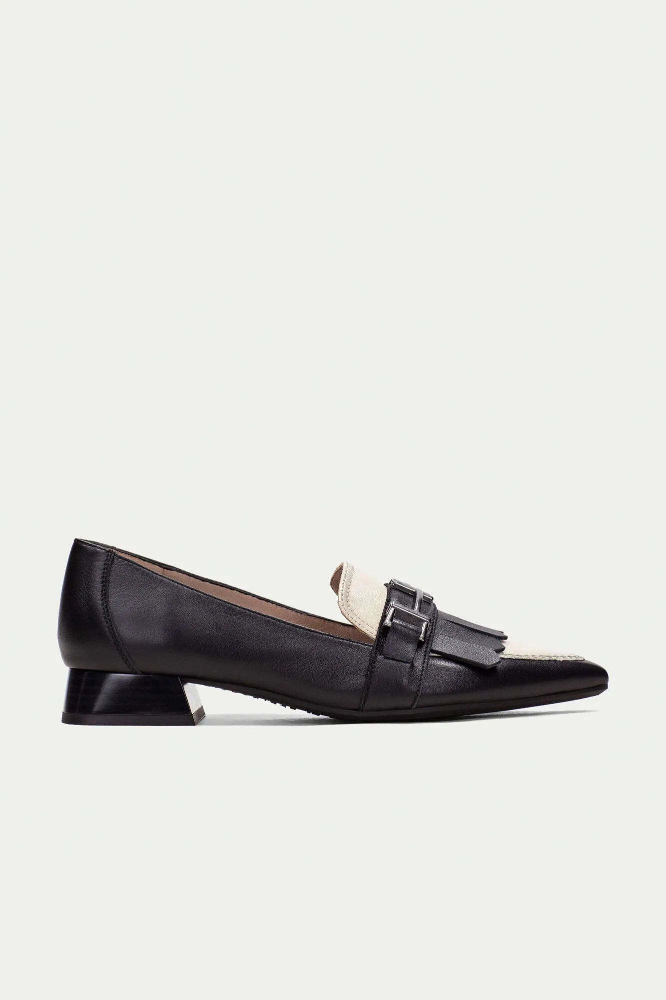 Hispanitas Zapato punta flecos Dalí