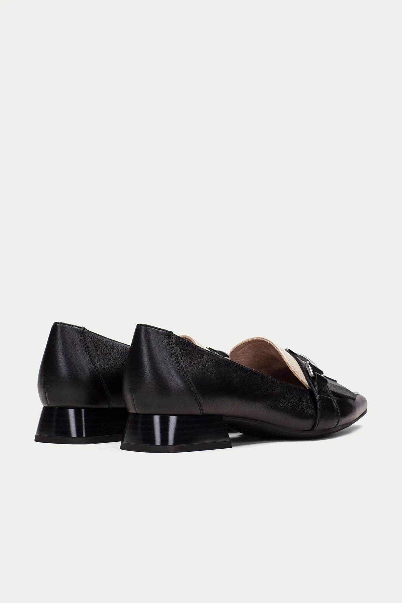 Hispanitas Zapato punta flecos Dalí