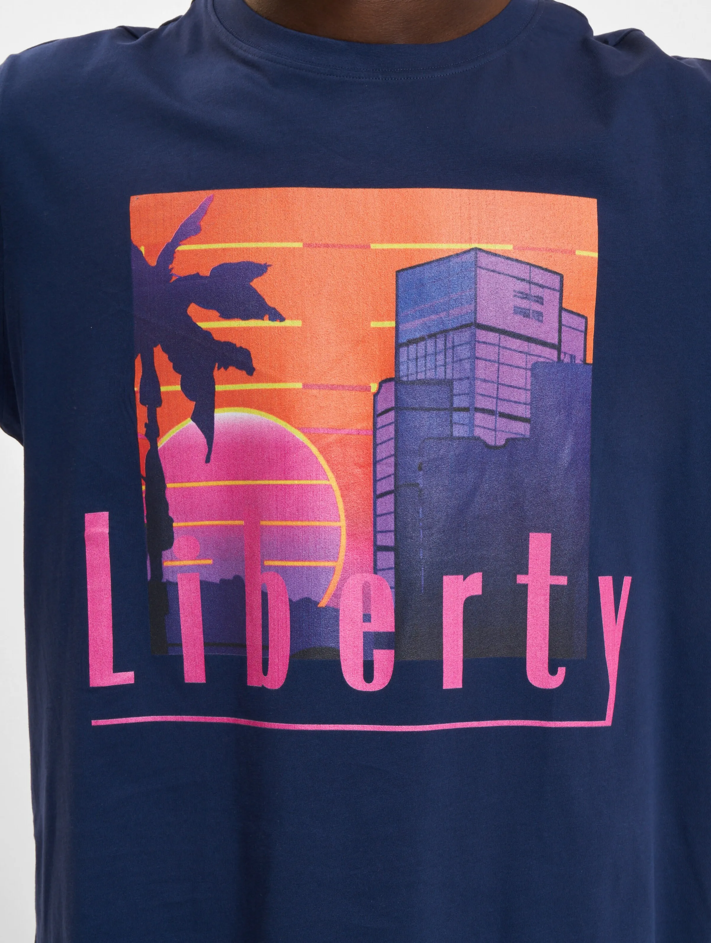 Mister Tee Liberty Sunset