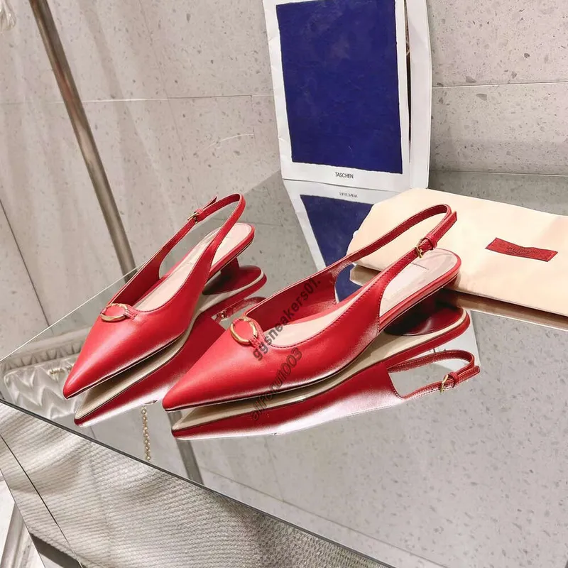 Nicho francés Sandalias de moda de tacón alto para ropa exterior para mujeres 2024 nueva versión coreana de Bai Hou Air tacón de