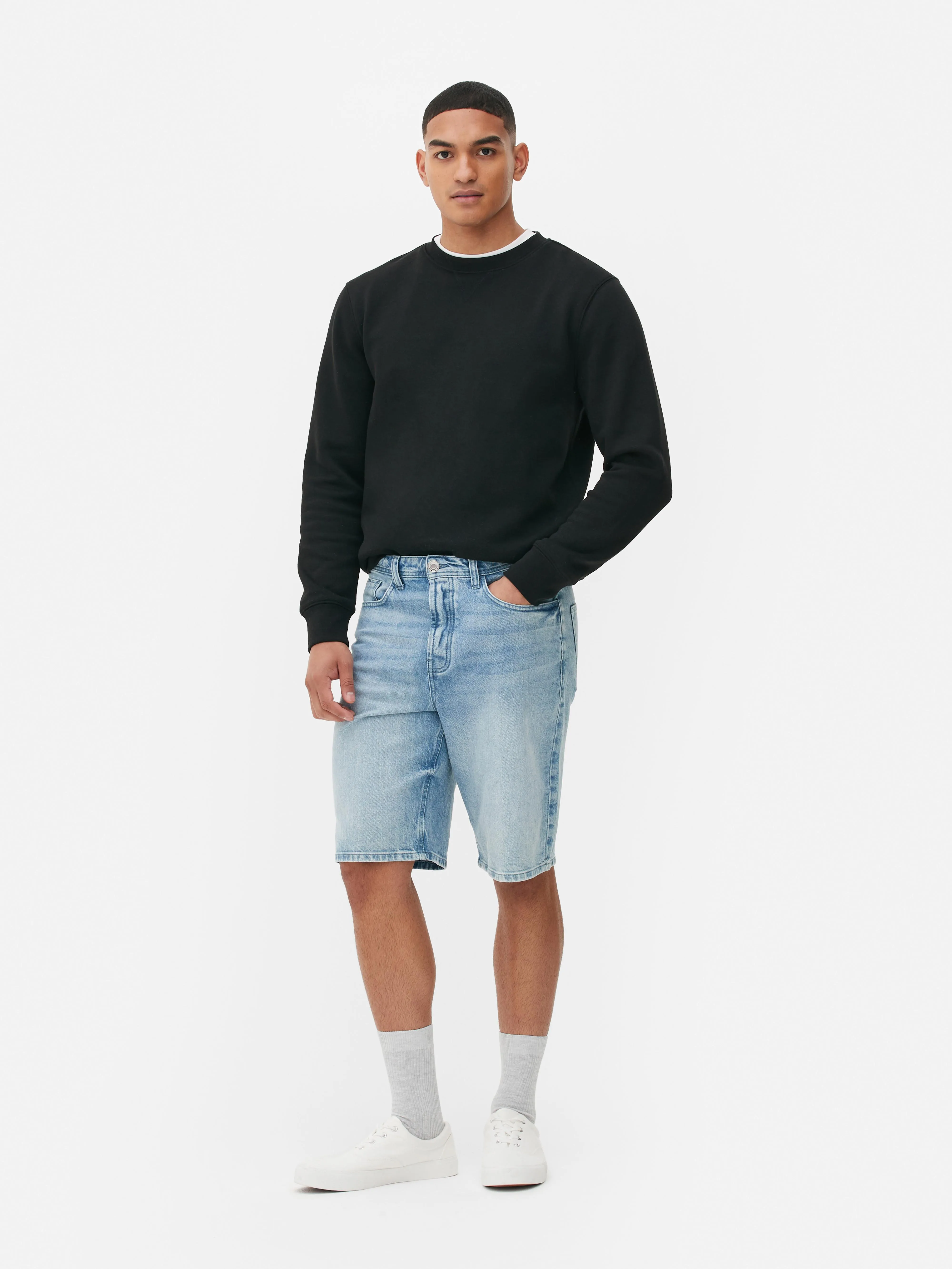 Pantalones cortos vaqueros de diseño largo