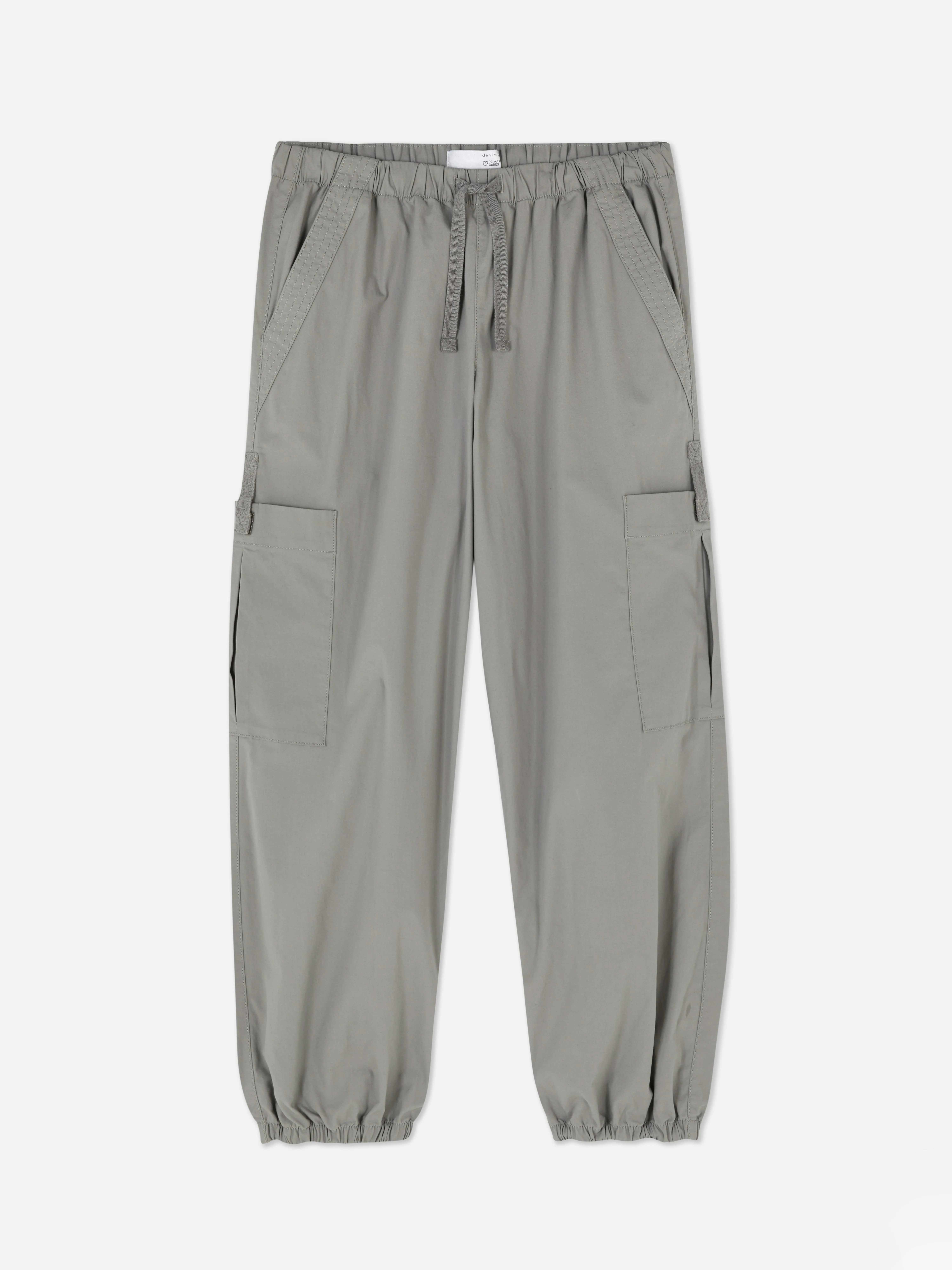 Pantalones de paracaidista con bajos ajustados