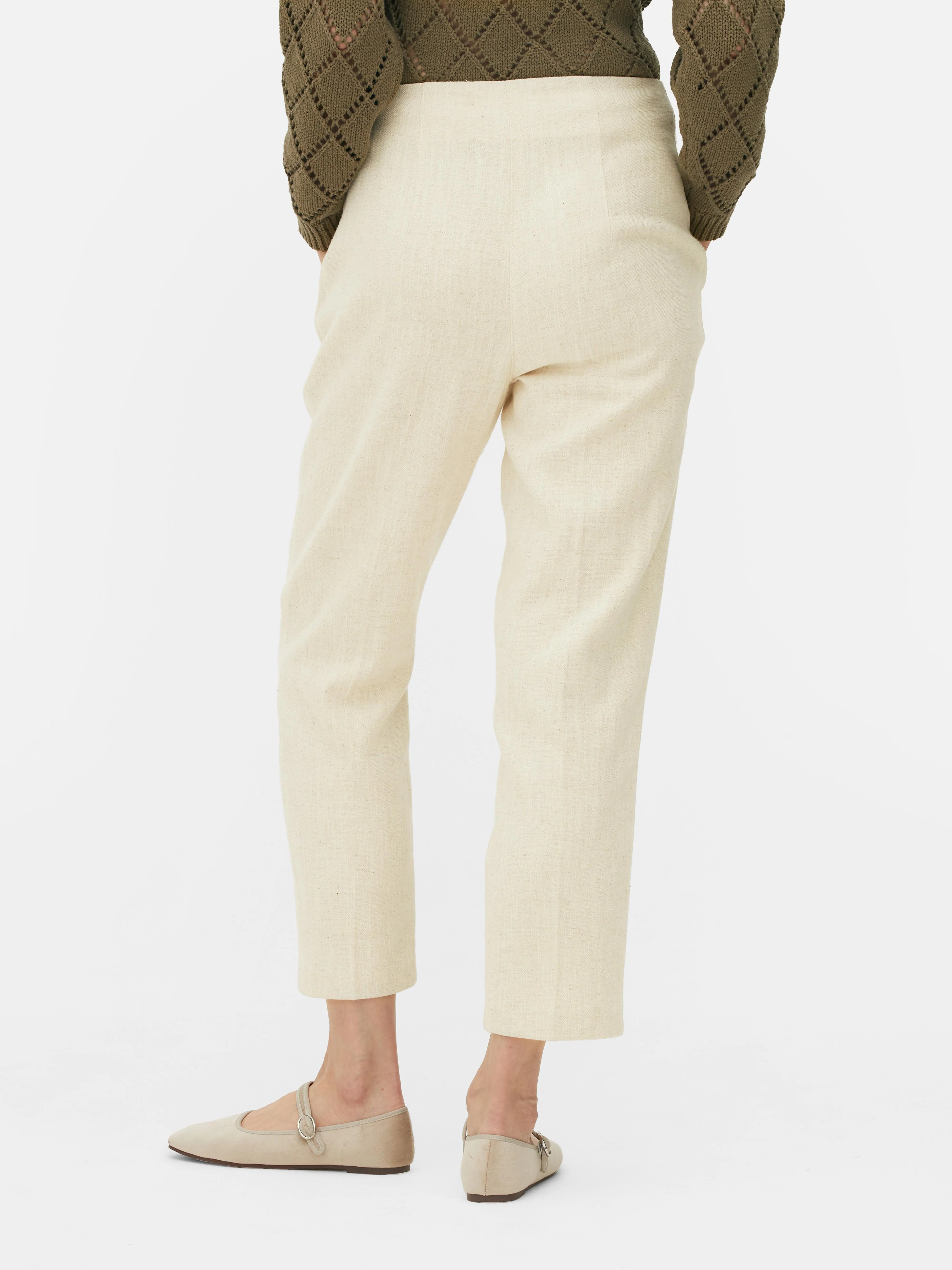 Pantalones de talle alto con costuras