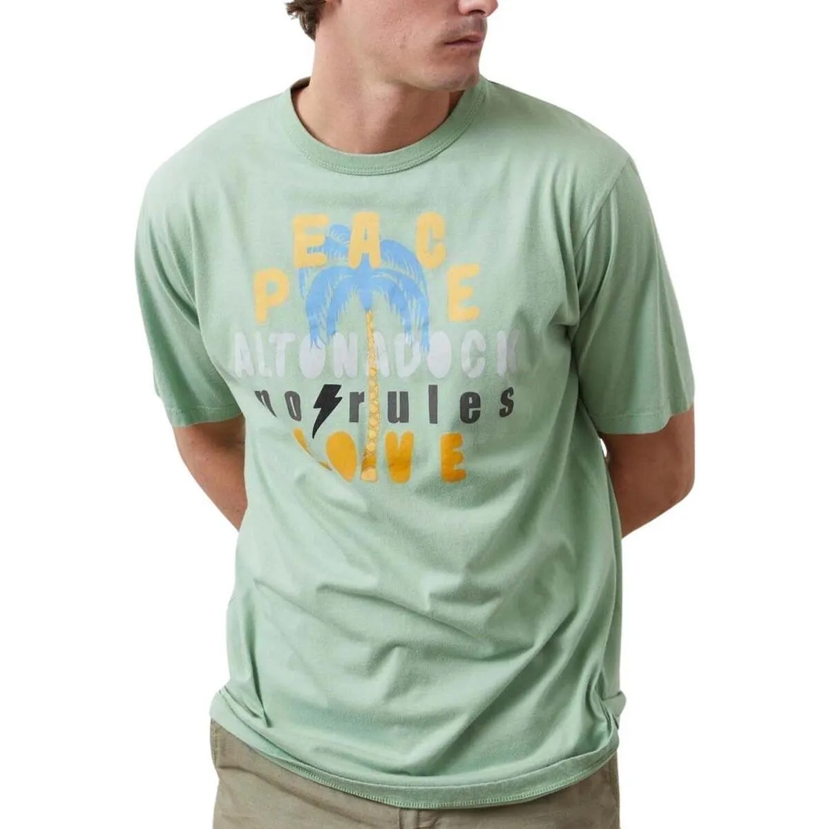 ROPA CAMISETA VERDE