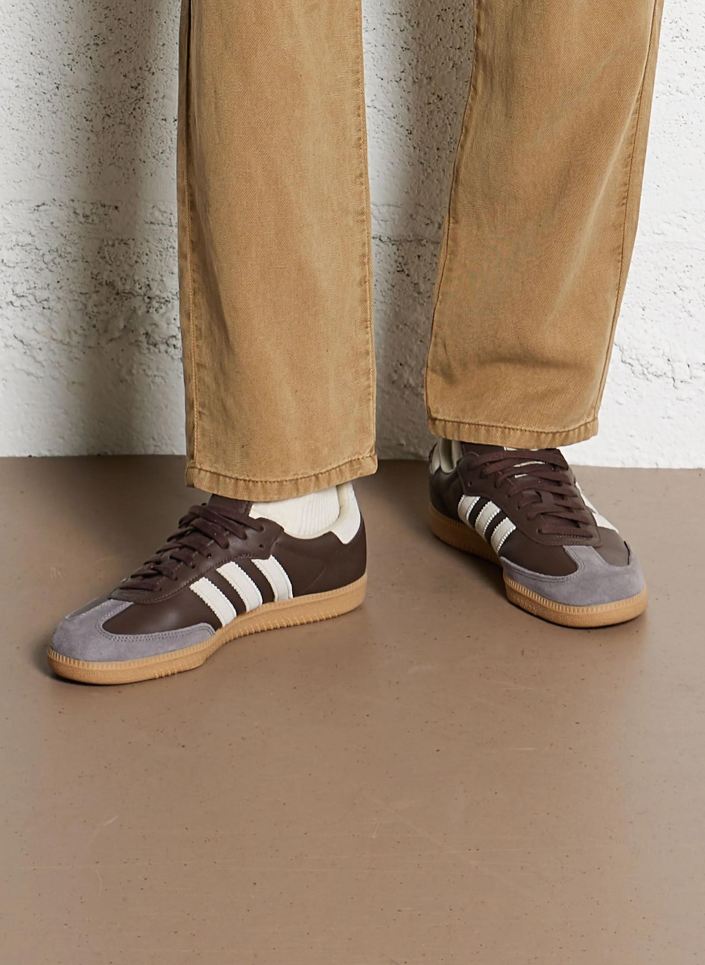 SAMBA OG  ZAPATILLAS BAJAS DE DOS MATERIALES EN MARRON