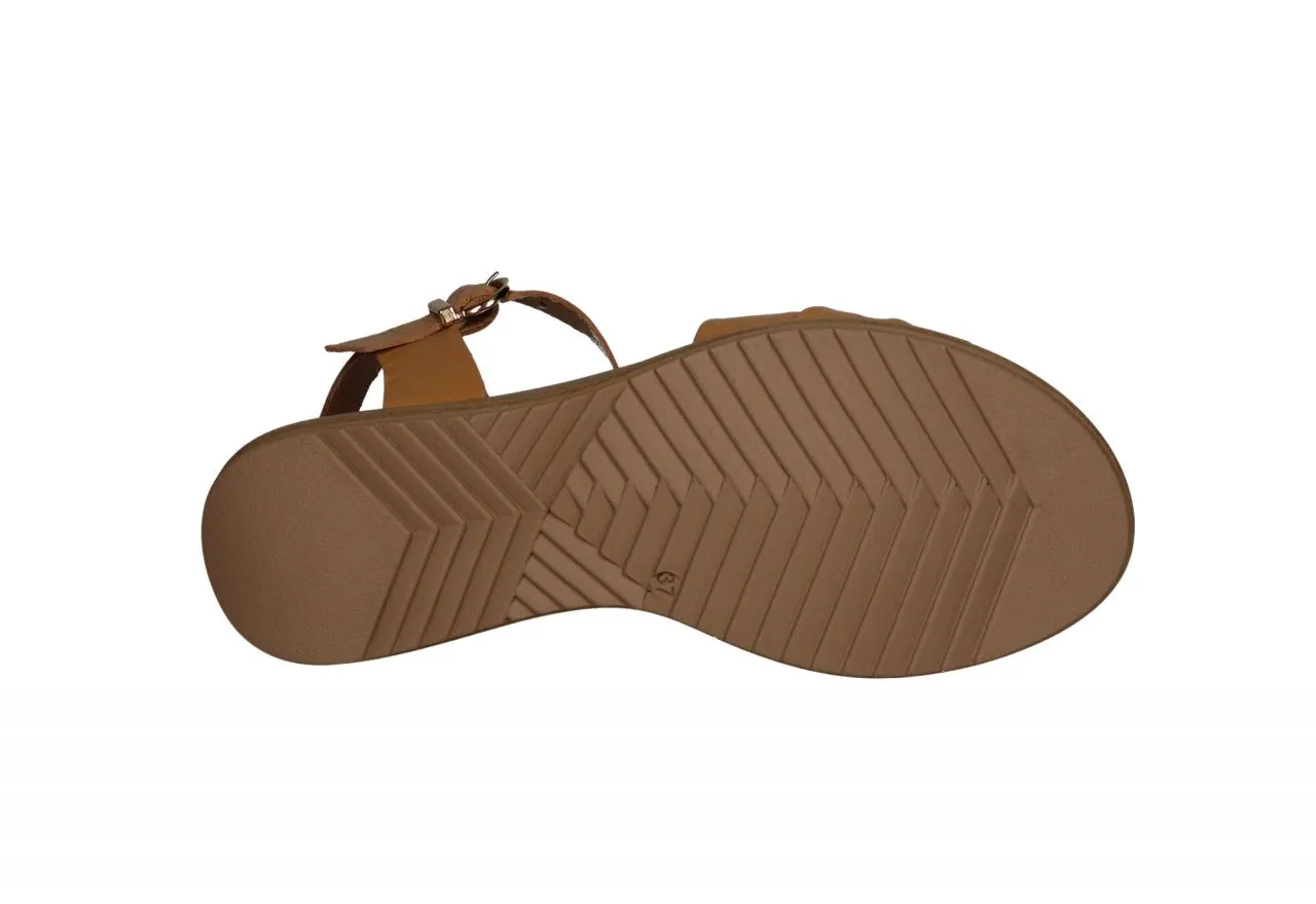 Sandalia Piel Camel Pala Tiras Entrecruzadas Pulsera Cuña