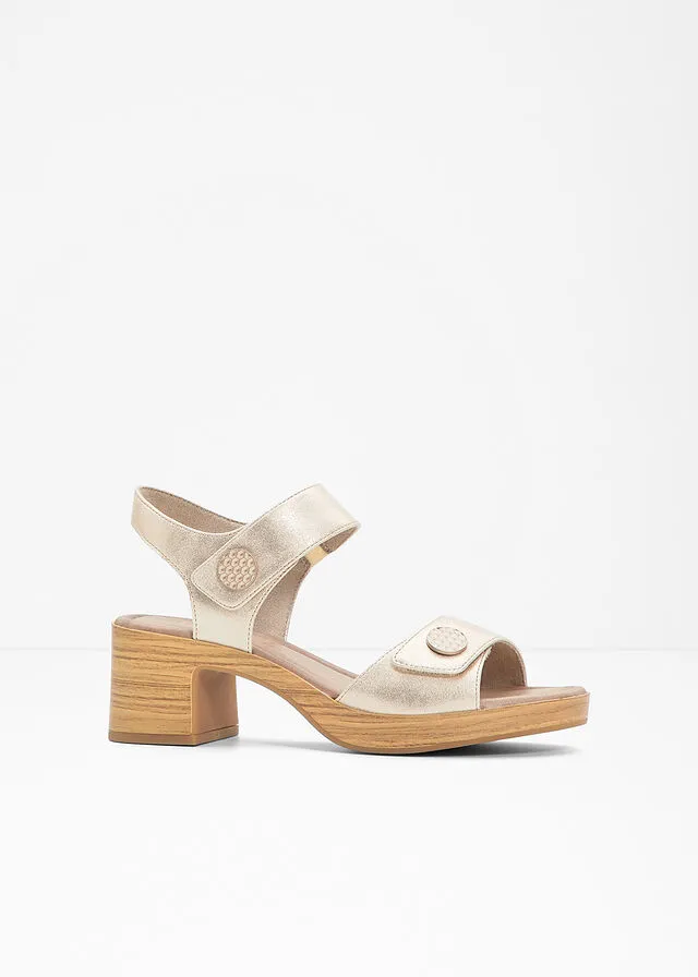 Sandalias de tacón oro rosa metálico