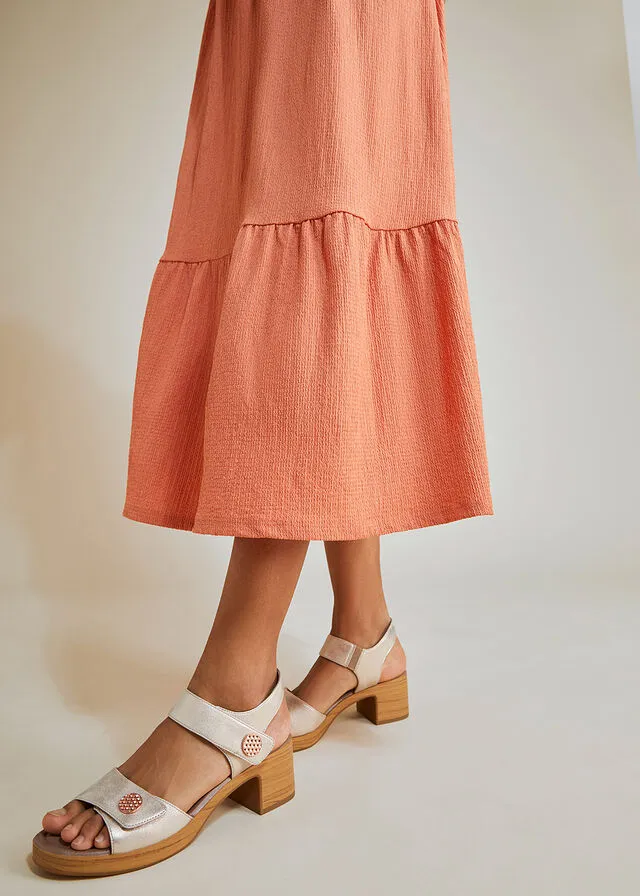 Sandalias de tacón oro rosa metálico