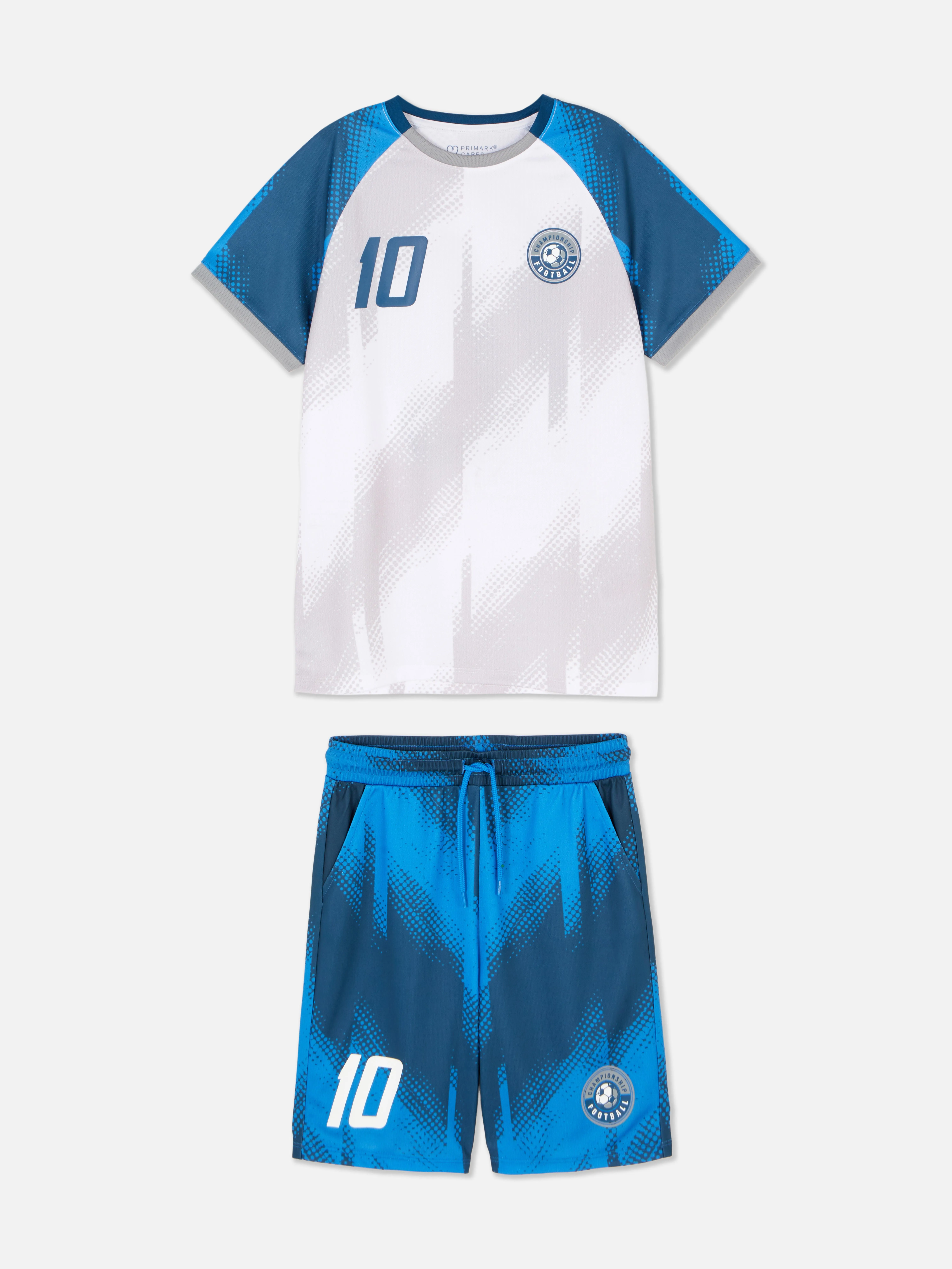 Set deportivo de fútbol para niño mayor