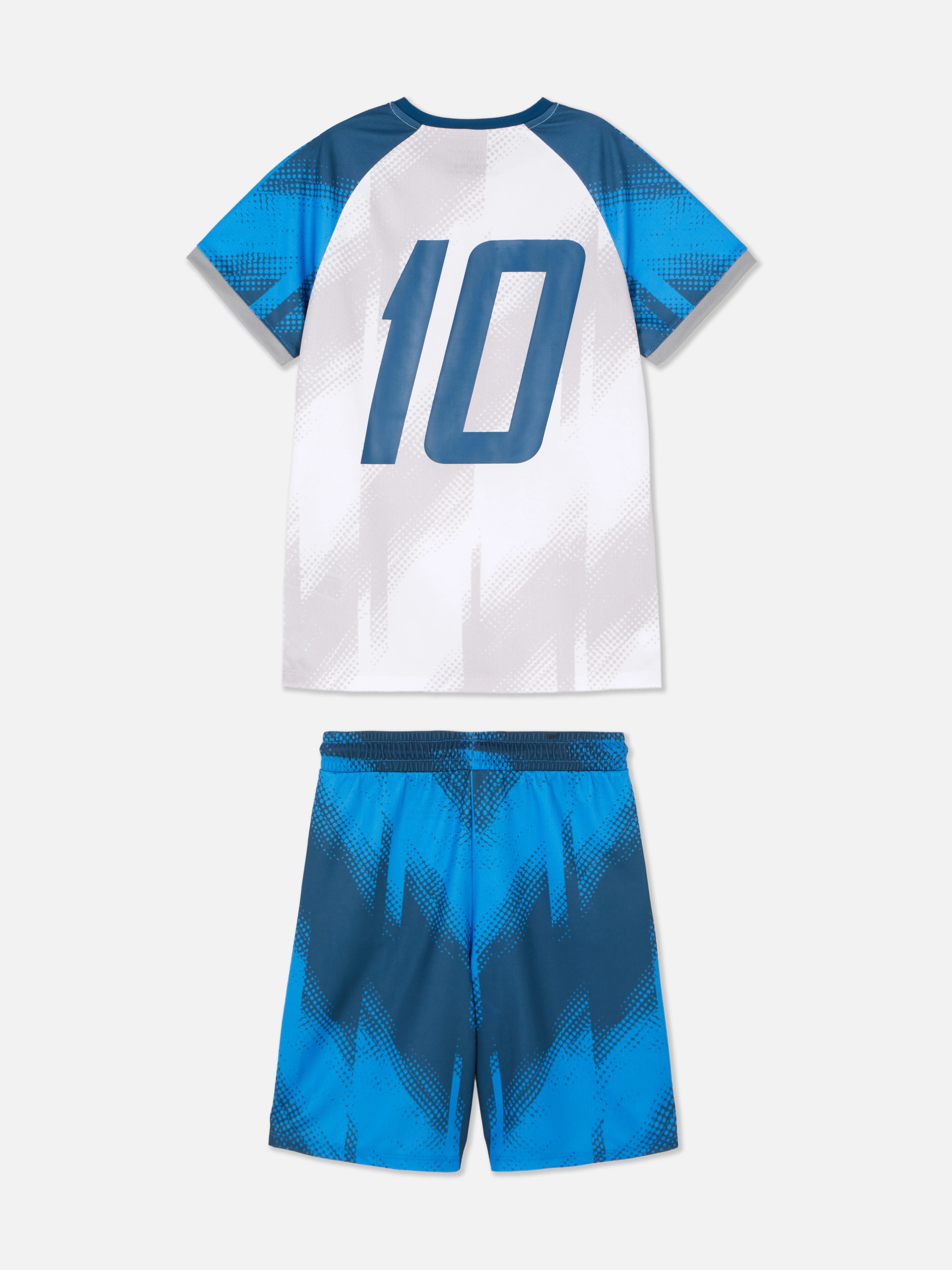 Set deportivo de fútbol para niño mayor