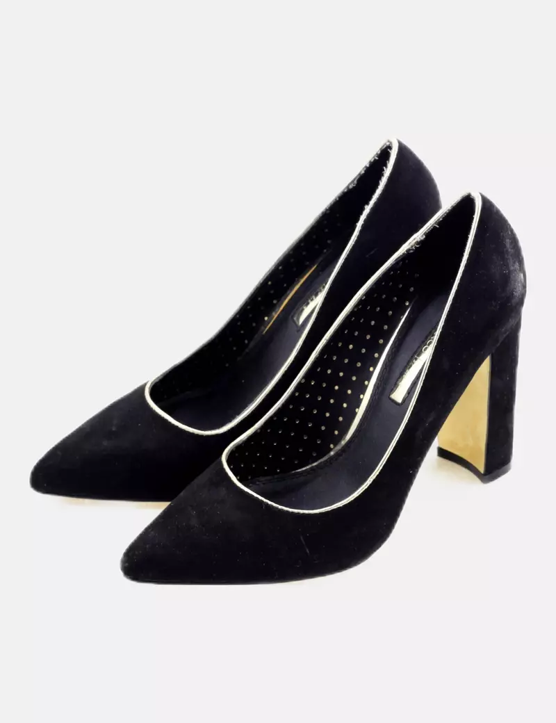 SUITEBLANCO  BLANCO ZAPATO TACóN NEGRO