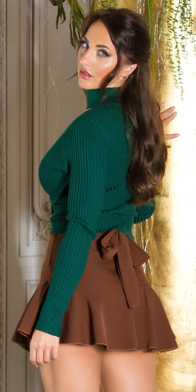 Suéter cruzado escotado verde