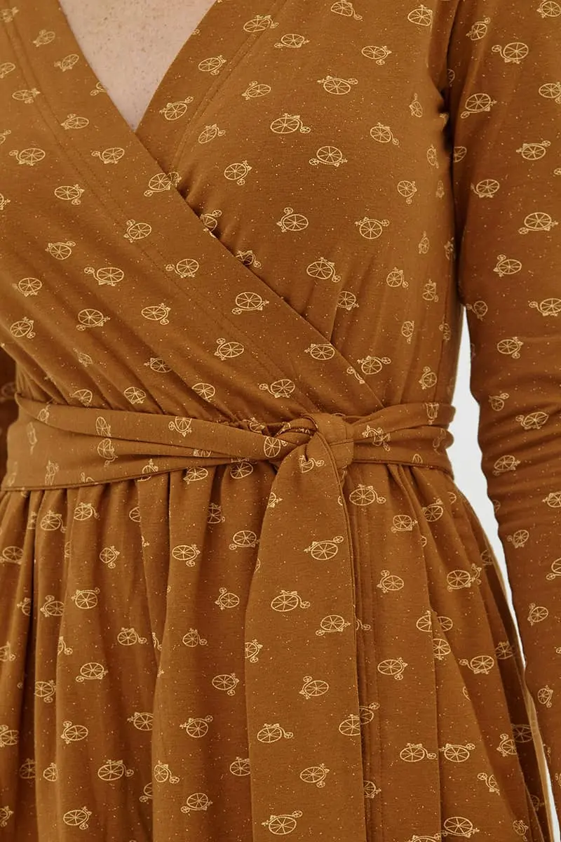 Vestido cruzado marrón de algodón orgánico