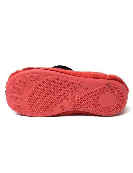 zapatilla de casa cerrada roja
