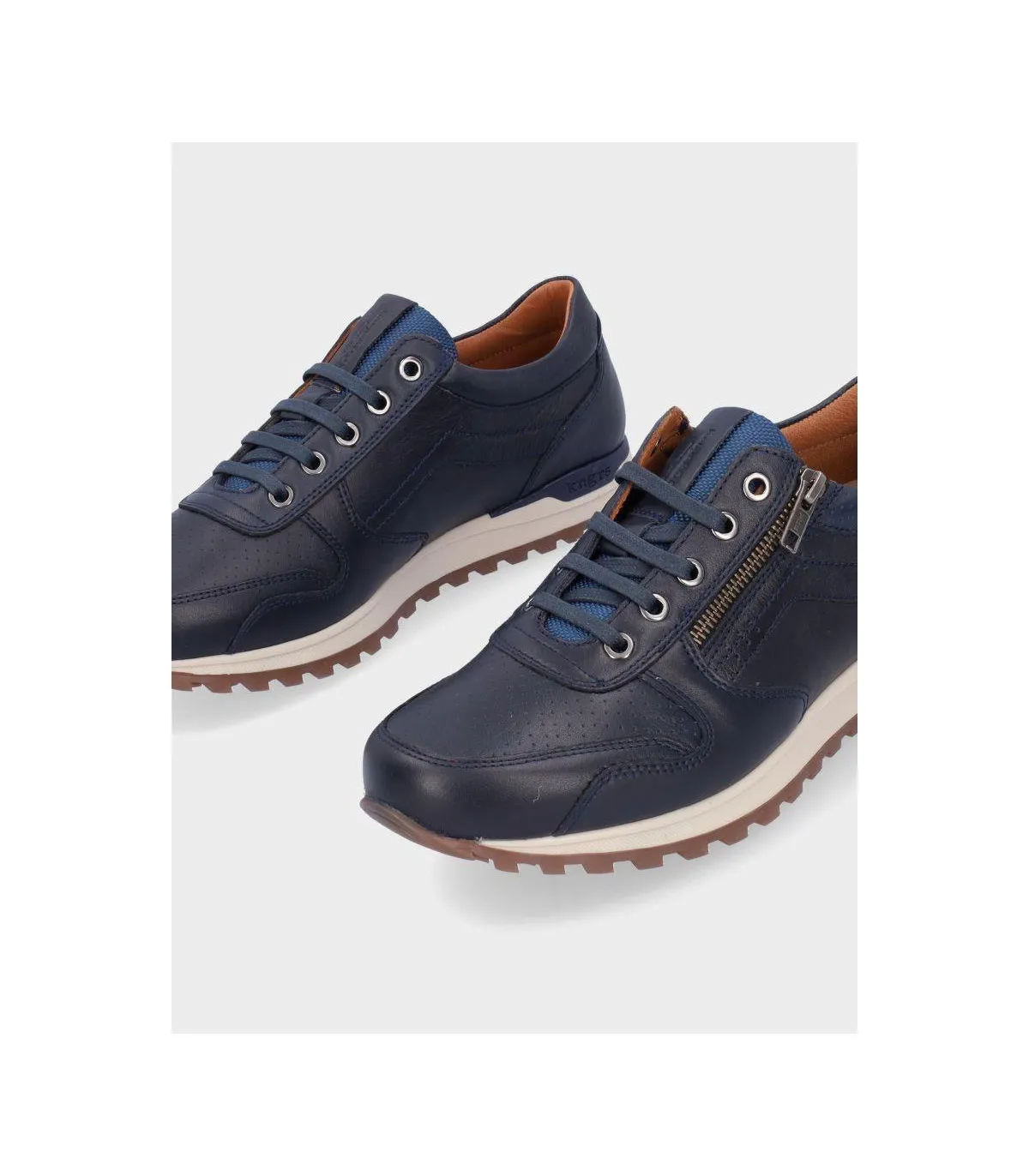 ZAPATILLA KANGAROOS 558 MARINO