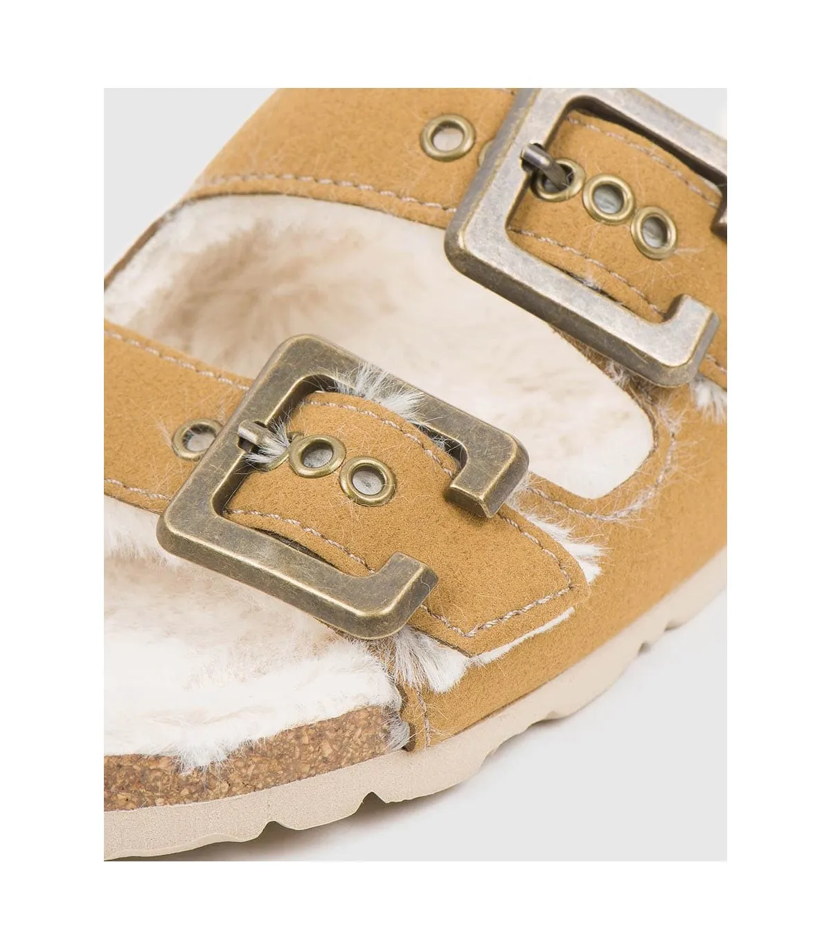 Zapatilla Mabul 801 cuero