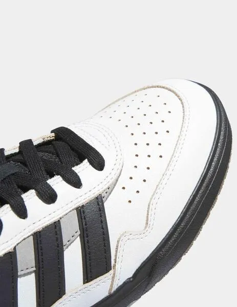 ZAPATILLAS ADIDAS TYSHAWN II  CRYSTAL WHITE/BLACK/CHARCO