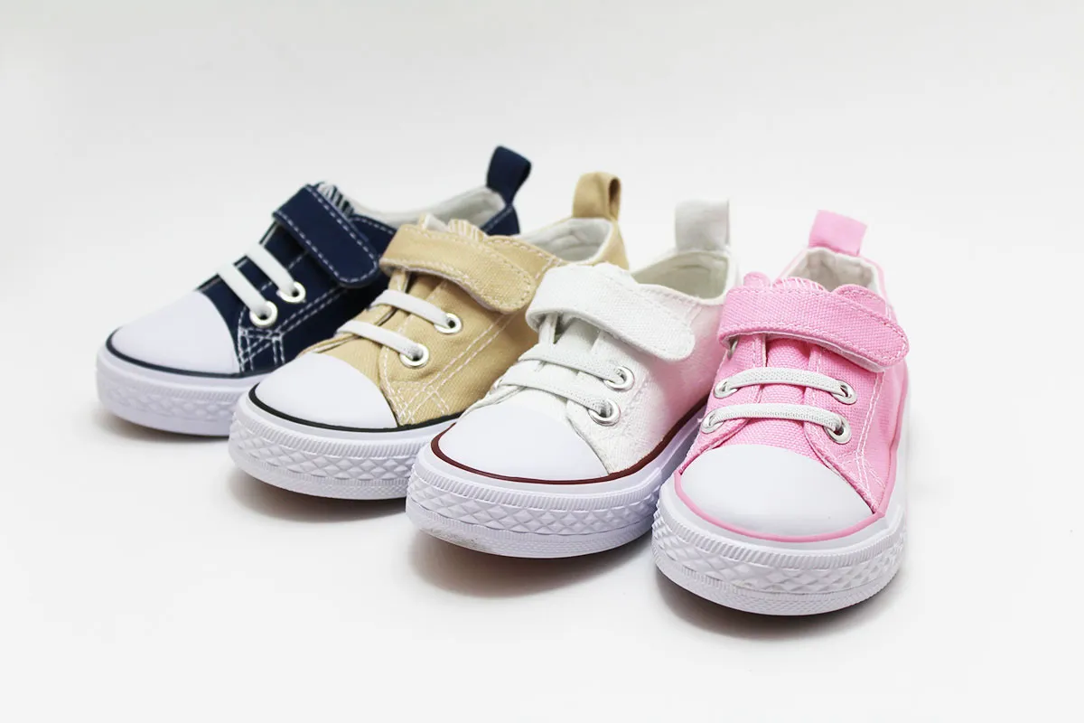 Zapatillas lona con puntera niños