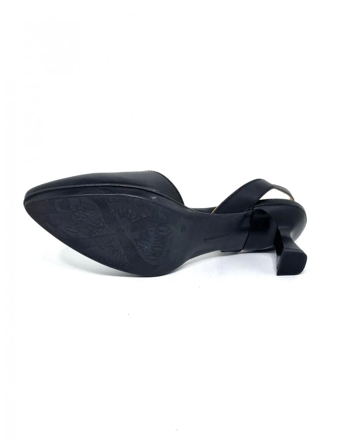 Zapato de mujer Desireé en negro o crema Maia29