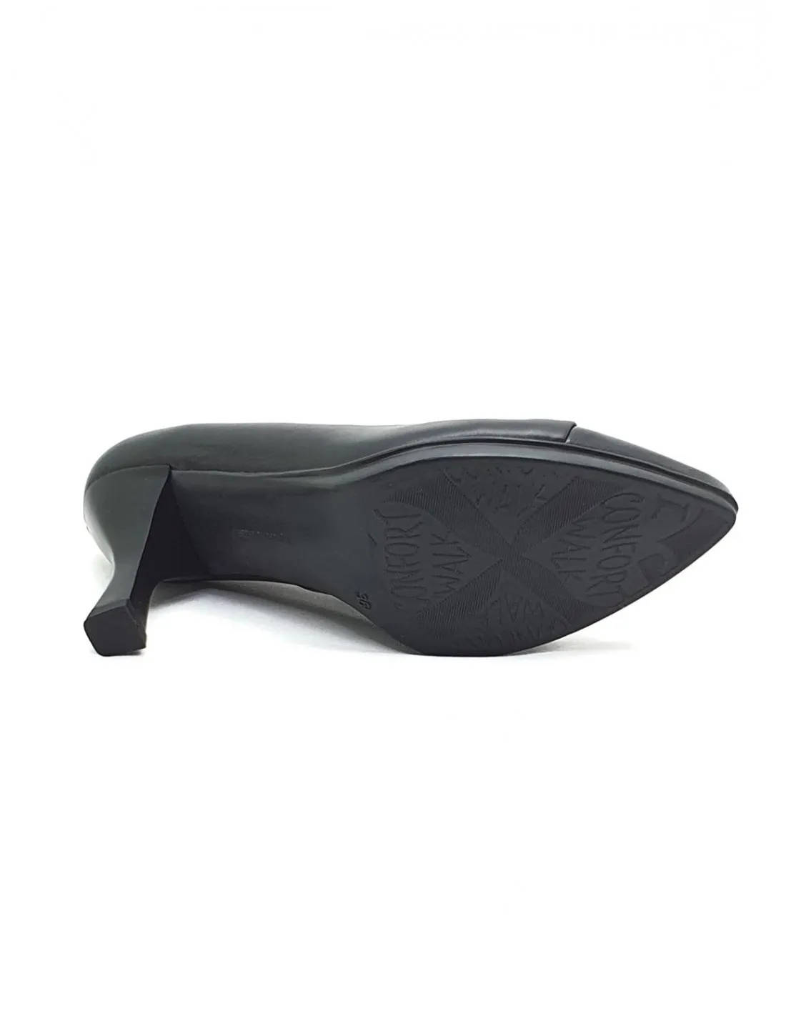 Zapato de mujer Desireé en negro Sari23