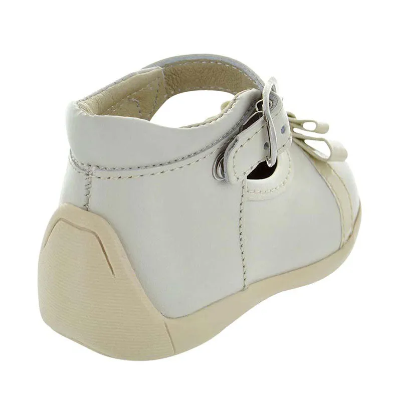 Zapato primeros pasos para nia color beige