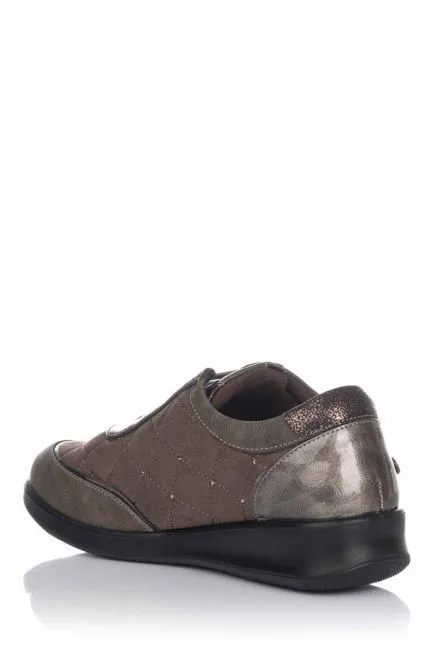 Zapato sport con cuña